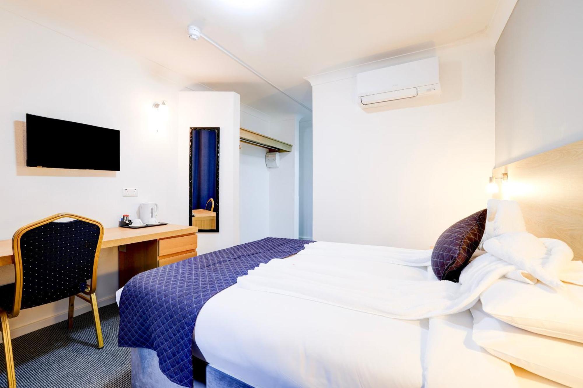 The Chiltern Hotel Luton  Bagian luar foto