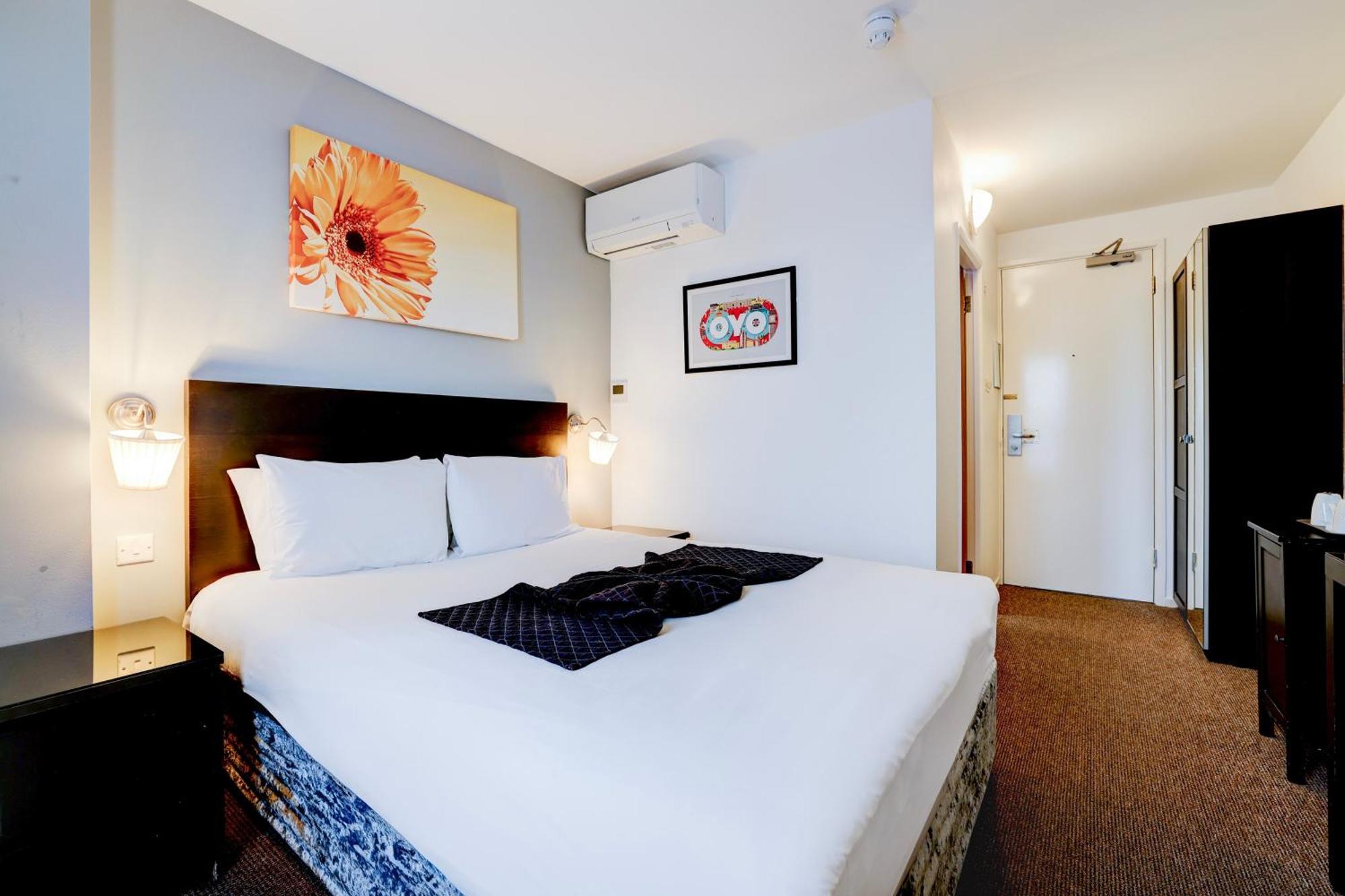 The Chiltern Hotel Luton  Bagian luar foto