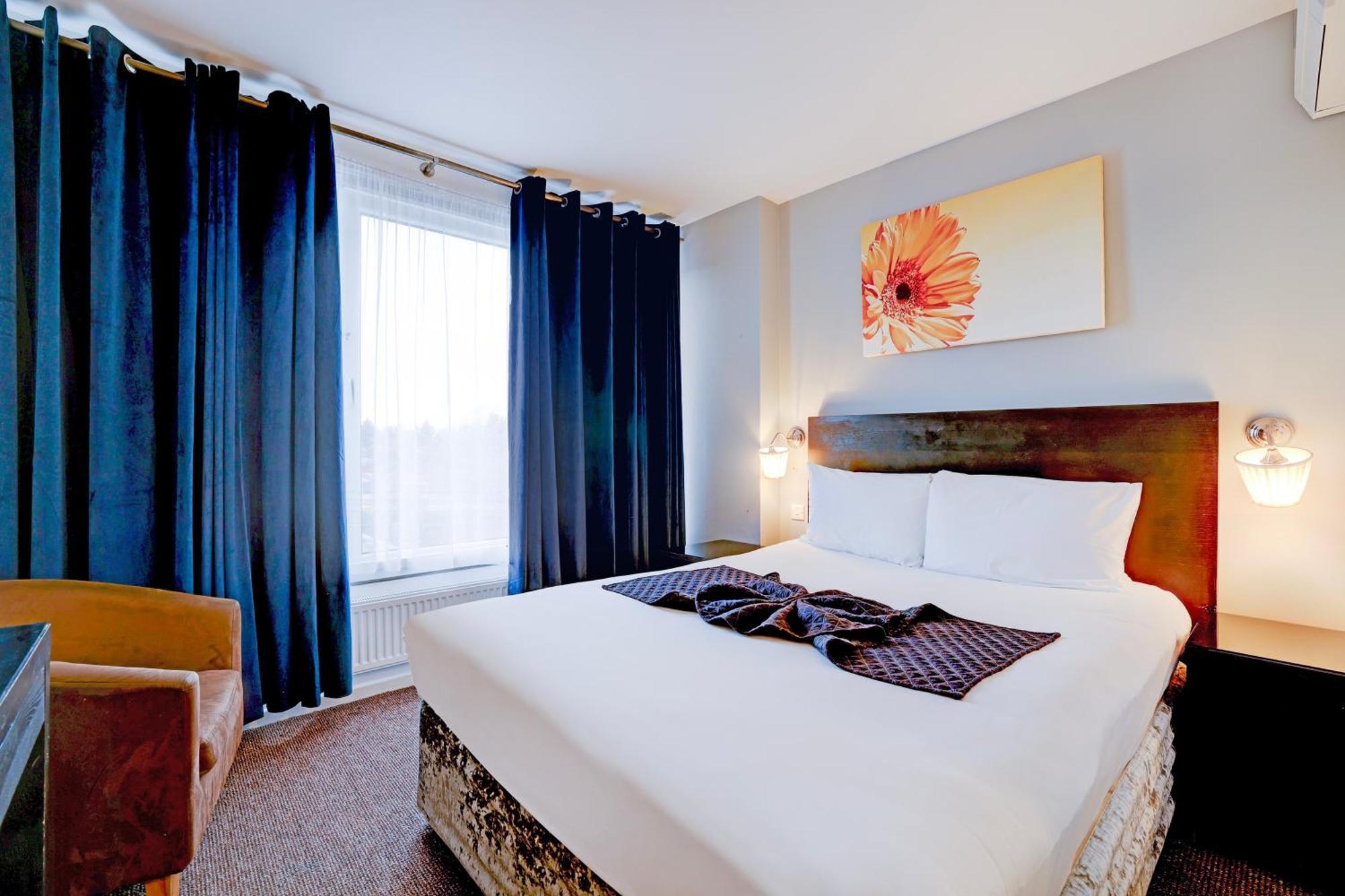 The Chiltern Hotel Luton  Bagian luar foto