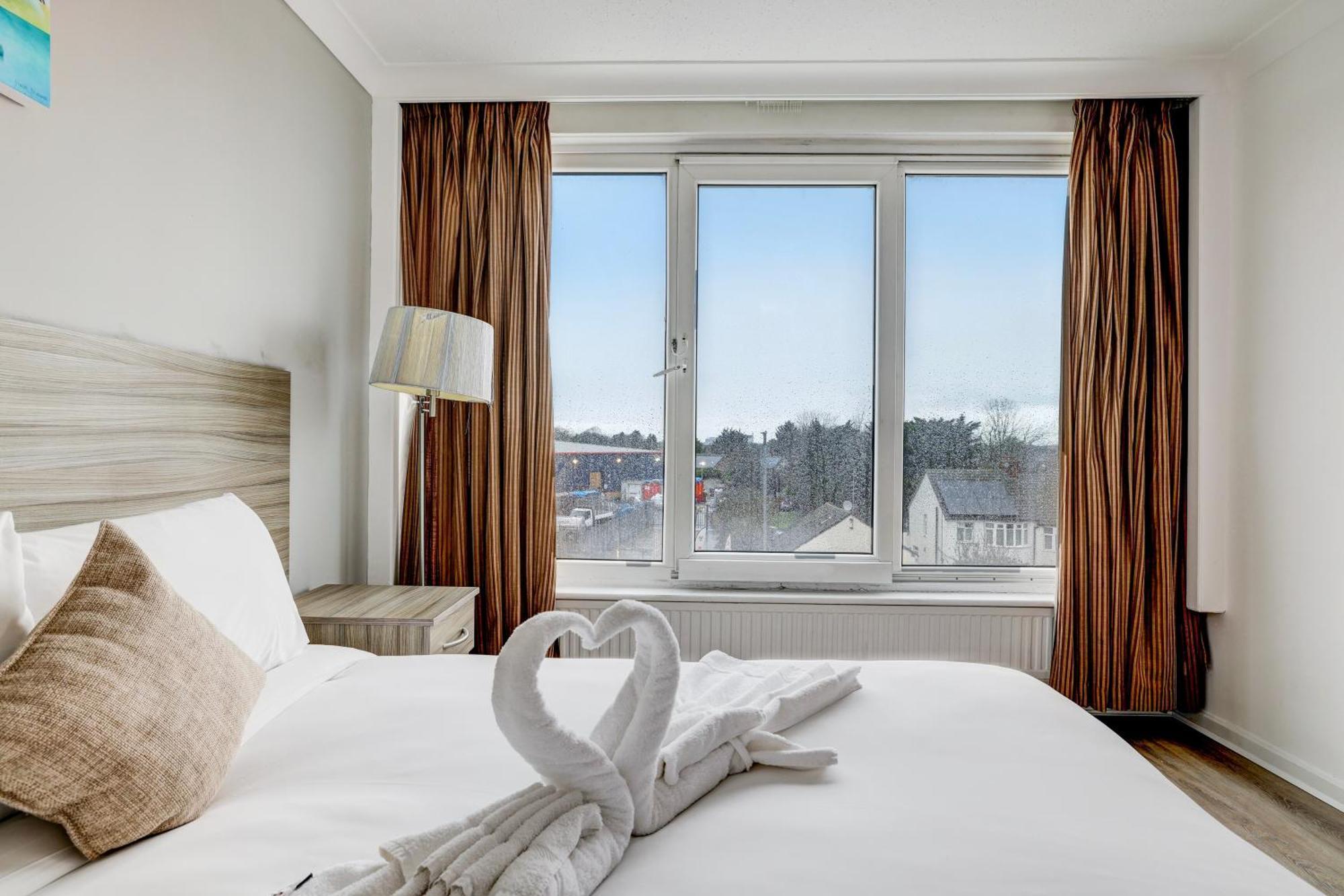 The Chiltern Hotel Luton  Bagian luar foto