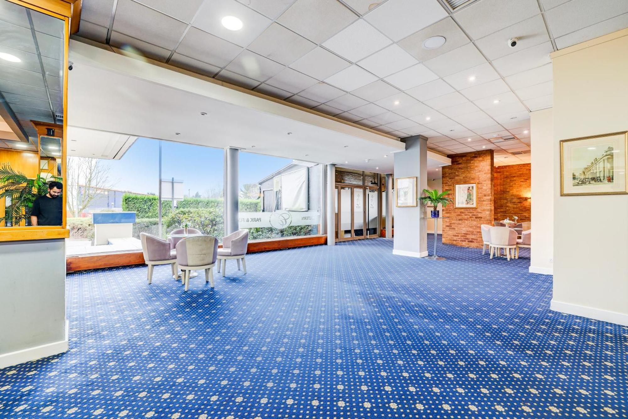 The Chiltern Hotel Luton  Bagian luar foto