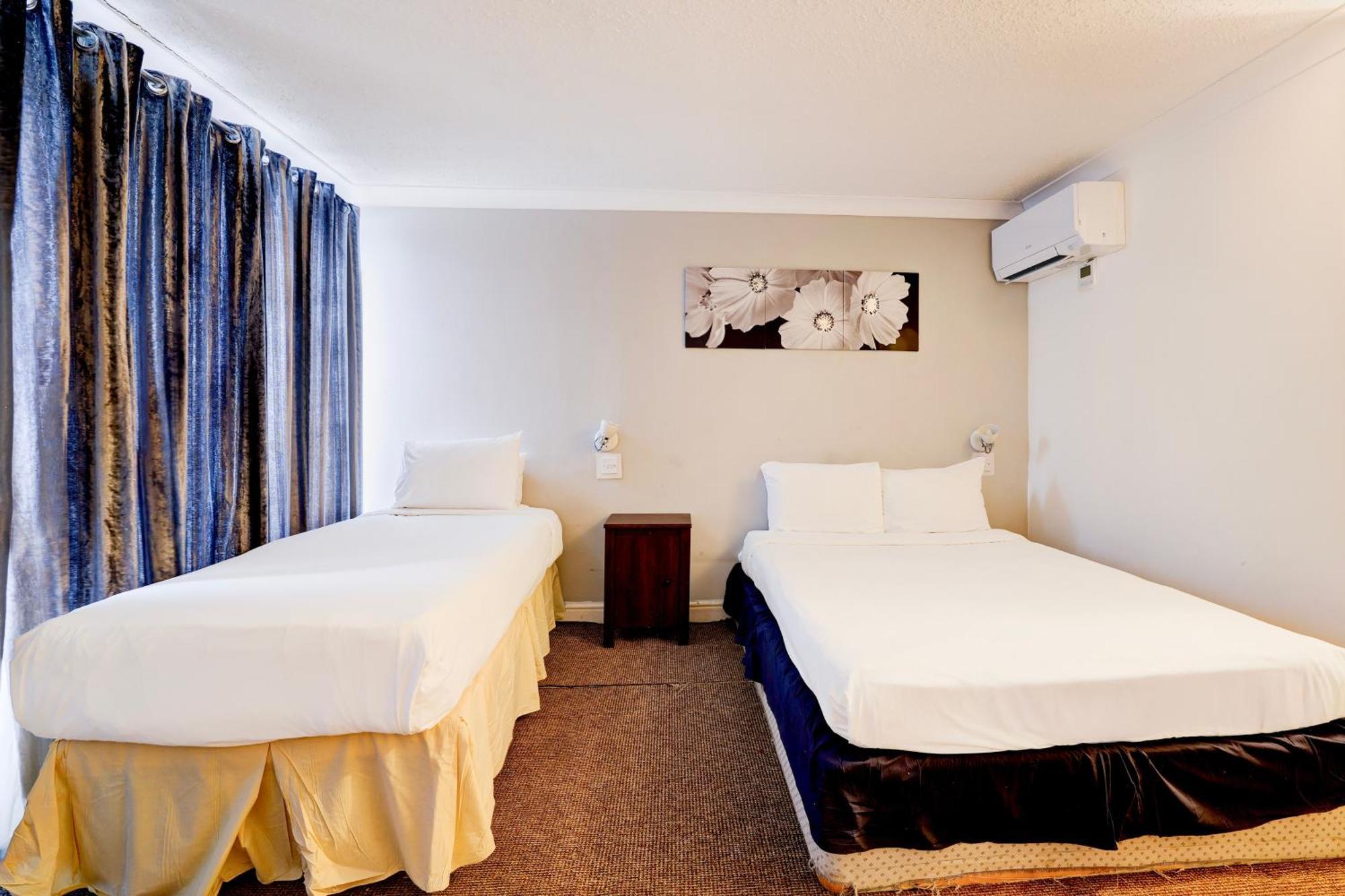 The Chiltern Hotel Luton  Bagian luar foto