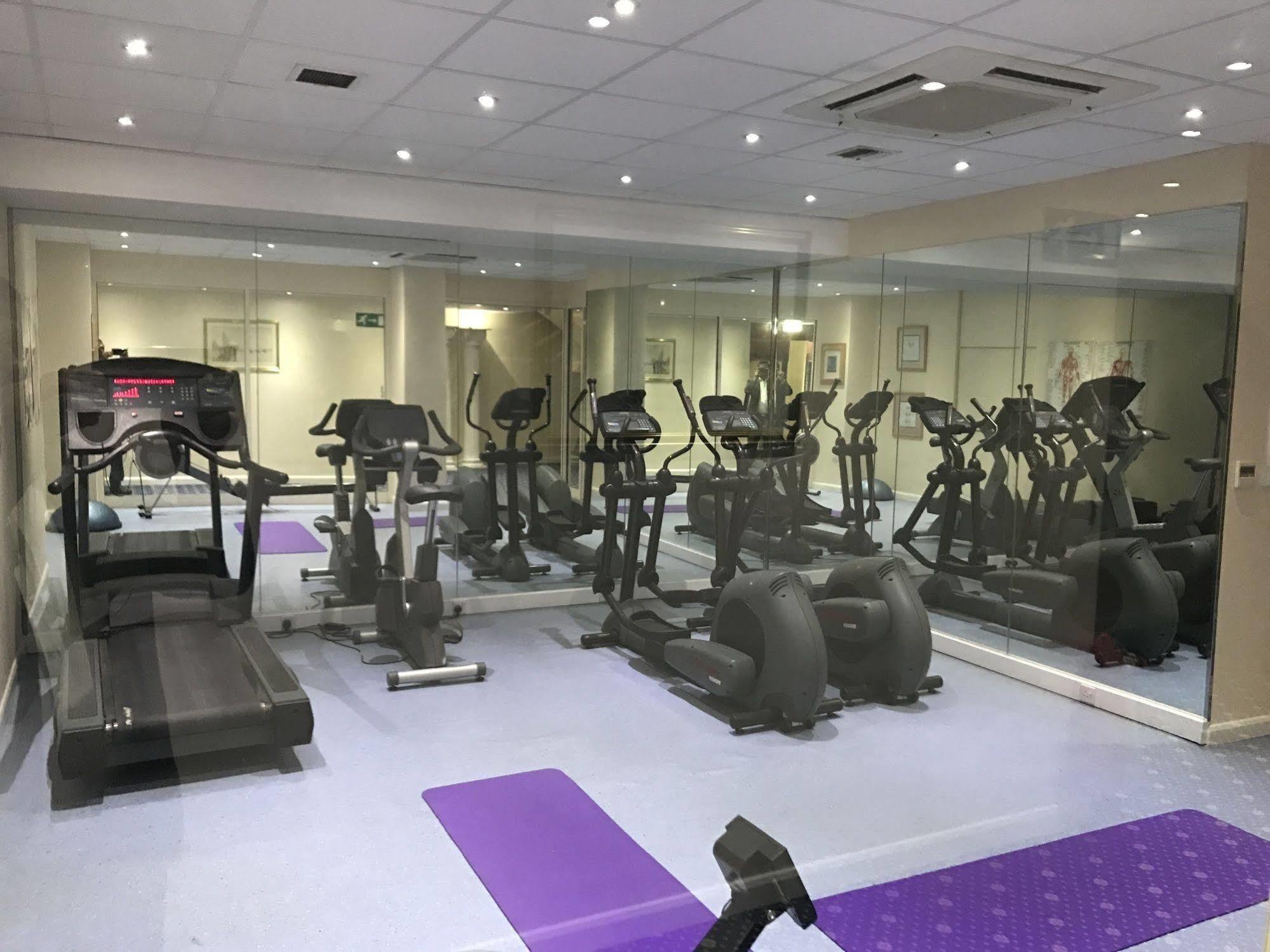 The Chiltern Hotel Luton  Bagian luar foto